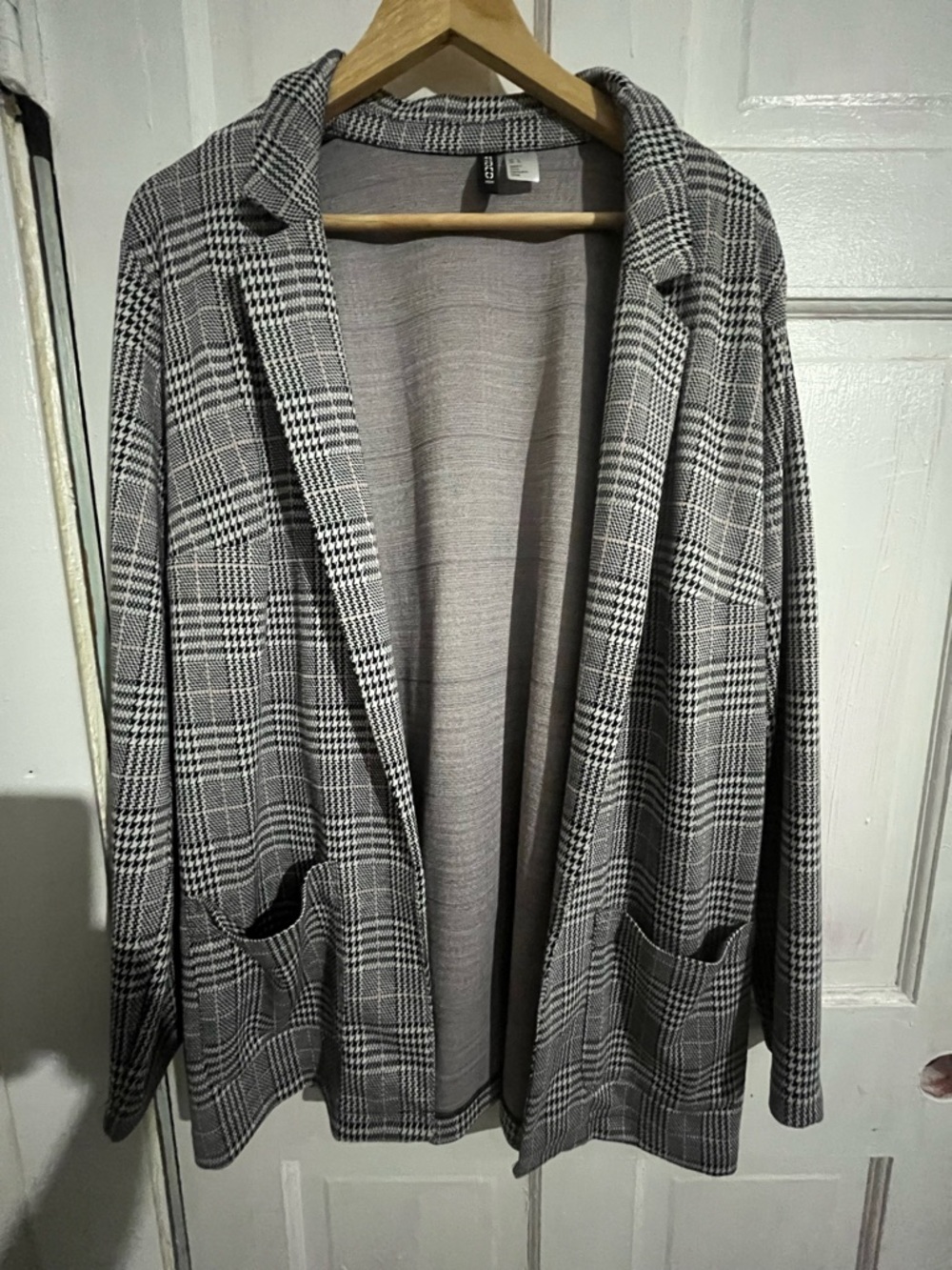 H&M Gray Plaid Open-Front Blazer Jacket